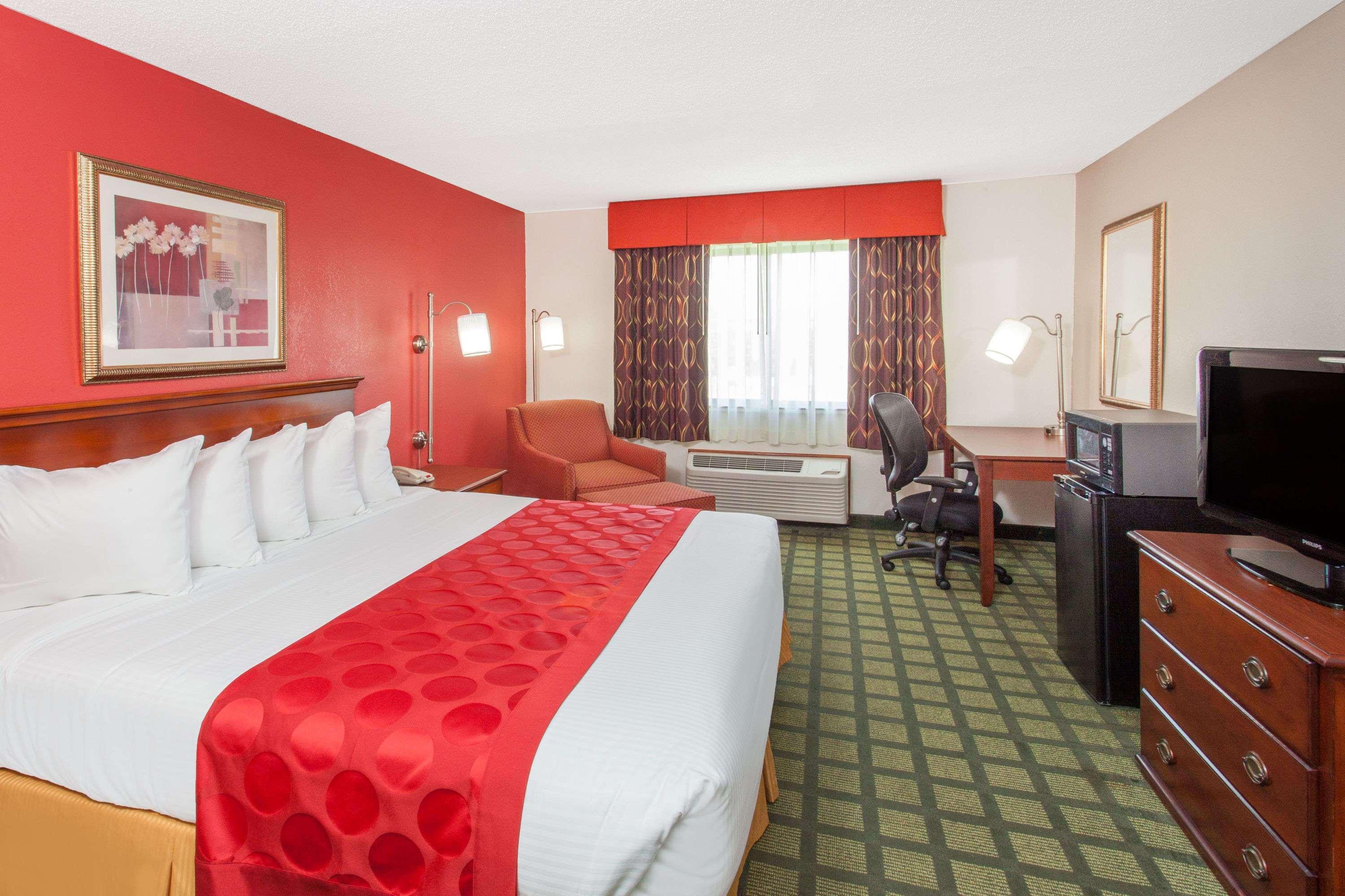Ramada Limited Decatur Forsyth